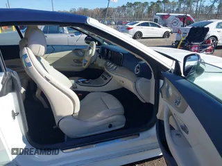 2018 Mercedes-Benz E 400 with VIN WDD1K6GBXJF031138, listed as a IAAI auction lot 41704112 with 51,133 mi miles and . Bid and sale history available at DreamBid. Image 5.