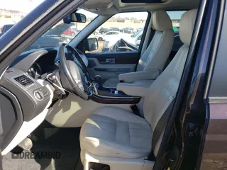 2011 Land Rover Range Rover with VIN SAL5H2E47BA266615, listed as a Copart auction lot 39934113 with 95,183 mi miles and Salvage Title. Bid and sale history available at DreamBid. Image 7.