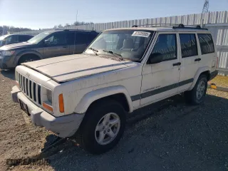 2000 Jeep Cherokee Police with VIN 1J4FF48SXYL131866, listed as a Copart auction lot 87535995 with 235,598 mi miles and Clean Title. Bid and sale history available at carsss.com. Image 1.