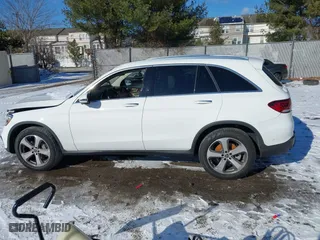 2022 Mercedes-Benz GLC with VIN W1N0G8EB7NG119580, listed as a IAAI auction lot 41239778 with 28,551 mi miles. Bid and sale history available at carsss.com. Image 14.