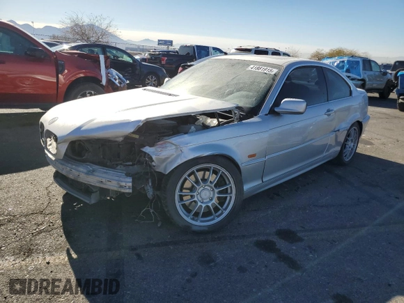 2002 BMW 3 Series 330Ci with VIN WBABN53492JU38225, listed as a Copart auction lot 41881915 with 207,862 mi miles and Salvage Title. Bid and sale history available at carsss.com. Image 1.