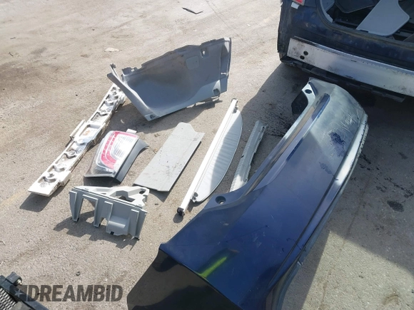 2015 Toyota Prius Four with VIN JTDKN3DU3F0421647, listed as a IAAI auction lot 41830343 with 223,297 mi miles. Bid and sale history available at carsss.com. Image 12.