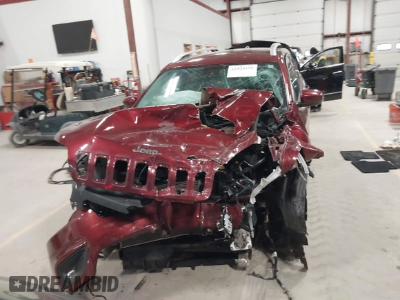 2021 Jeep Cherokee Latitude Lux with VIN 1C4PJMMX1MD131043, listed as a IAAI auction lot 41824130 with 56,414 mi miles and . Bid and sale history available at carsss.com. Image 12.