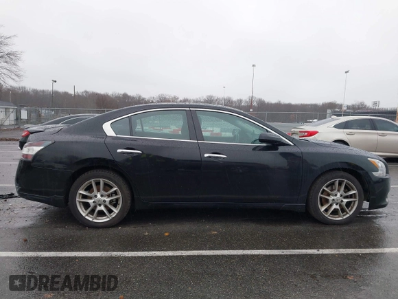 2014 Nissan Maxima S с VIN 1N4AA5AP3EC454555, выставлен на аукционе IAAI как лот 41153666 с пробегом 124 550 миль миль и . История ставок и продаж доступна на DreamBid. Изображение 13.