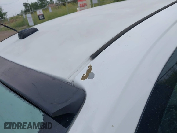 2008 Ford Focus SE z VIN 1FAHP33N68W227957, wystawiony jako IAAI lot #42321209 z przebiegiem Nie podano mil oraz . Historia ofert i sprzedaży dostępna na DreamBid. Obrazek 21.