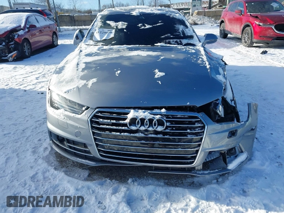 2016 Audi A7 Prestige с VIN WAU2GAFC4GN117554, выставлен на аукционе IAAI как лот 41229846 с пробегом Не указан миль и . История ставок и продаж доступна на DreamBid. Изображение 11.