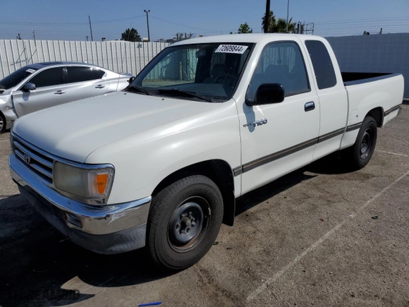 1997 Toyota T100 DX with VIN JT4TN12D0V0038324, listed as a Copart auction lot 72609844 with NaN miles and Clean Title. Bid and sale history available at carsss.com. Image 1.