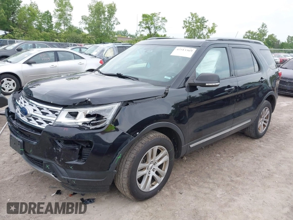 2019 Ford Explorer XLT с VIN 1FM5K8D88KGA86159, выставлен на аукционе IAAI как лот 42513369 с пробегом 52 614 миль миль и . История ставок и продаж доступна на DreamBid. Изображение 17.