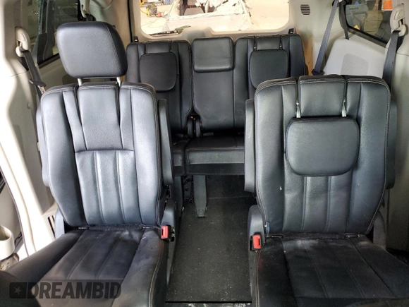 2016 Chrysler Town & Country Touring with VIN 2C4RC1BG7GR141596, listed as a Copart auction lot 53811085 with 126,280 mi miles and Clean Title. Bid and sale history available at DreamBid. Image 10.