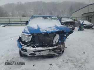 2021 Ram 1500 Big Horn z VIN 1C6SRFMTXMN617332, wystawiony jako Copart lot #46398695 z przebiegiem 42 656 mil mil oraz Szkoda całkowita • Salvage title. Historia ofert i sprzedaży dostępna na DreamBid. Obrazek 5.