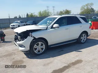 2013 Mercedes-Benz M 350 with VIN 4JGDA2EB0DA201610, listed as a IAAI auction lot 42123259 with 188,416 mi miles and . Bid and sale history available at carsss.com. Image 17.