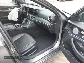 2018 Mercedes-Benz E 300 with VIN WDDZF4JB2JA342094, listed as a IAAI auction lot 41556822 with 71,630 mi miles and . Bid and sale history available at DreamBid. Image 5.