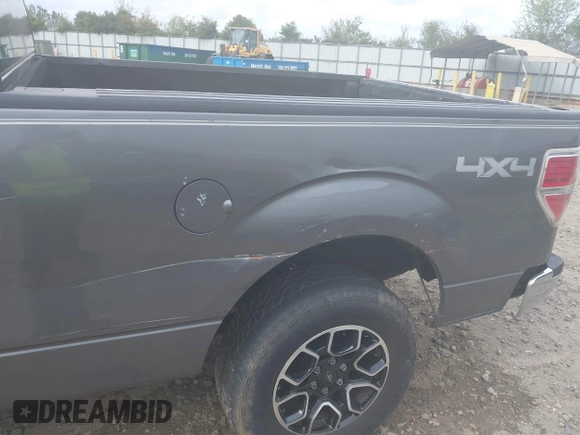 2010 Ford F-150 XL with VIN 1FTEX1E88AFC01388, listed as a IAAI auction lot 41944920 with 257,024 mi miles. Bid and sale history available at carsss.com. Image 6.