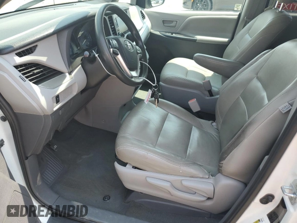 2020 Toyota Sienna L with VIN 5TDZZ3DC3LS048466, listed as a Copart auction lot 60680855 with 229,591 mi miles and Clean title. Bid and sale history available at DreamBid. Image 7.