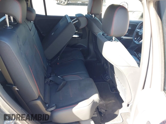 2024 Mercedes-Benz EQB 300 z VIN W1N9M0KB2RN079416, wystawiony jako IAAI lot #40927378 z przebiegiem Nie podano mil oraz . Historia ofert i sprzedaży dostępna na DreamBid. Obrazek 8.