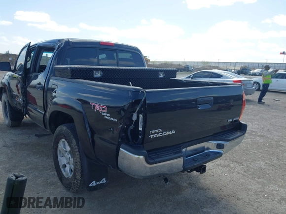 2006 Toyota Tacoma with VIN 3TMLU42N26M003196, listed as a IAAI auction lot 41841142 with 158,691 mi miles and . Bid and sale history available at DreamBid. Image 3.
