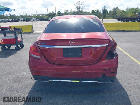 2020 Mercedes-Benz E 350 z VIN WDDZF8DB1LA747787, wystawiony jako IAAI lot #42310513 z przebiegiem 64 707 mil mil oraz . Historia ofert i sprzedaży dostępna na DreamBid. Obrazek 16.
