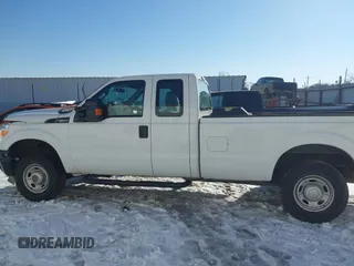 2013 Ford F-250 XL with VIN 1FT7X2B68DEB77475, listed as a IAAI auction lot 41609807 with 212,864 mi miles and . Bid and sale history available at DreamBid. Image 14.