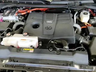 2024 Toyota Tundra TRD Pro Hybrid z VIN 5TFPC5DB8RX084362, wystawiony jako Copart lot #70174855 z przebiegiem 4 542 mil mil oraz Czysty tytuł • Clean title. Historia ofert i sprzedaży dostępna na DreamBid. Obrazek 14.