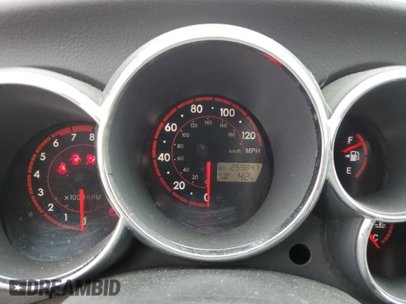 2006 Pontiac Vibe with VIN 5Y2SL65826Z451081, listed as a Copart auction lot 48453204 with 259,841 mi miles and Salvage Title. Bid and sale history available at carsss.com. Image 9.