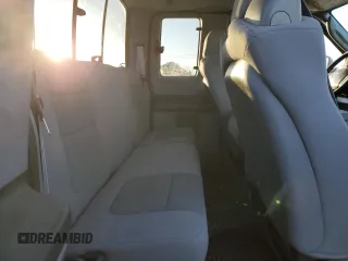 2005 Ford F-250 XL с VIN 1FTSX21505EA55701, выставлен на аукционе Copart как лот 41413775 с пробегом 132 275 миль миль и Чистый • Clean title. История ставок и продаж доступна на DreamBid. Изображение 10.