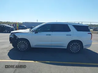 2023 Hyundai Palisade Calligraphy с VIN KM8R74GE2PU536779, выставлен на аукционе IAAI как лот 41893441 с пробегом 32 020 миль миль и . История ставок и продаж доступна на DreamBid. Изображение 14.