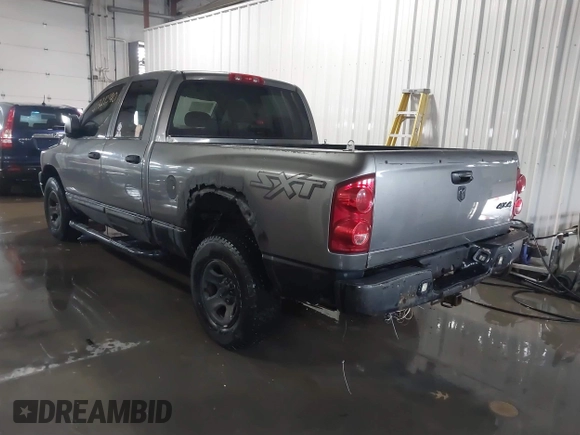 2008 Dodge Ram 1500 SLT with VIN 1D7HU18N18J231465, listed as a IAAI auction lot 41721540 with 126,523 mi miles. Bid and sale history available at carsss.com. Image 3.