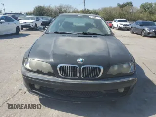2002 BMW 3 Series 325Ci with VIN WBABN33462JW52268, listed as a Copart auction lot 71468134 with 138,527 mi miles and Clean Title. Bid and sale history available at carsss.com. Image 5.