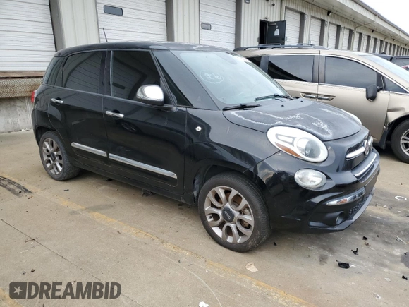 2018 FIAT 500L Lounge with VIN ZFBCFACH2JZ040700, listed as a Copart auction lot 81126734 with 137,235 mi miles and Clean Title. Bid and sale history available at DreamBid. Image 4.