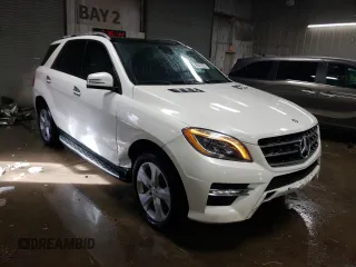2015 Mercedes-Benz M 400 with VIN 4JGDA5GB0FA535623, listed as a Copart auction lot 45979705 with 115,592 mi miles and Salvage Title. Bid and sale history available at DreamBid. Image 4.