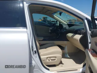 2013 Lexus RX 350 z VIN 2T2ZK1BA9DC090673, wystawiony jako IAAI lot #42082165 z przebiegiem 137 556 mil mil oraz . Historia ofert i sprzedaży dostępna na DreamBid. Obrazek 5.