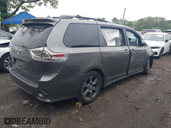 2019 Toyota Sienna SE with VIN 5TDXZ3DC4KS014221, listed as a IAAI auction lot 42275498 with 32,381 mi miles and . Bid and sale history available at DreamBid. Image 4.