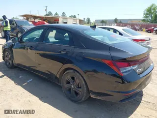 2022 Hyundai Elantra SEL with VIN 5NPLS4AG0NH054886, listed as a IAAI auction lot 41996906 with 132,014 mi miles. Bid and sale history available at carsss.com. Image 3.