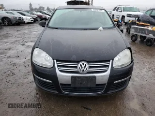 2010 Volkswagen Jetta Limited Edition z VIN 3VWAZ7AJXAM122581, wystawiony jako Copart lot #85337574 z przebiegiem 239 863 mil mil oraz Szkoda całkowita • Salvage title. Historia ofert i sprzedaży dostępna na DreamBid. Obrazek 5.