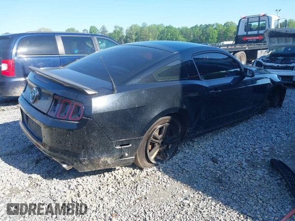 2013 Ford Mustang V6 with VIN 1ZVBP8AM7D5220360, listed as a IAAI auction lot 41994841 with 175,815 mi miles. Bid and sale history available at carsss.com. Image 4.