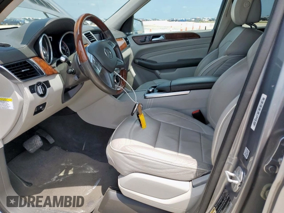 2013 Mercedes-Benz M 550 with VIN 4JGDA7DB7DA175263, listed as a Copart auction lot 61167345 with 177,130 mi miles and Clean title. Bid and sale history available at DreamBid. Image 7.