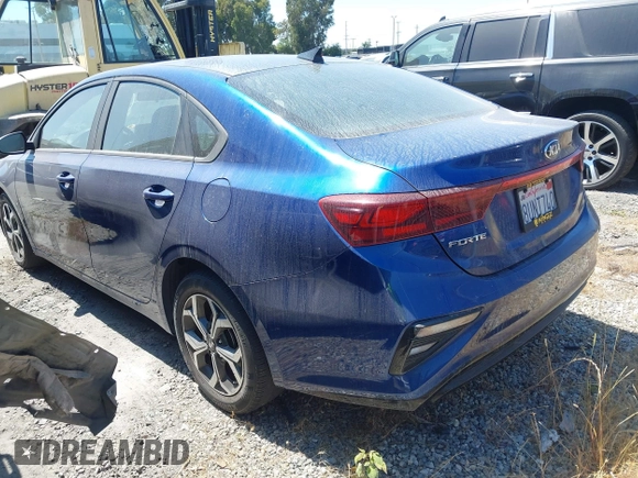 2021 Kia Forte LXS with VIN 3KPF24AD6ME278962, listed as a IAAI auction lot 42412267 with 38,158 mi miles and . Bid and sale history available at DreamBid. Image 3.