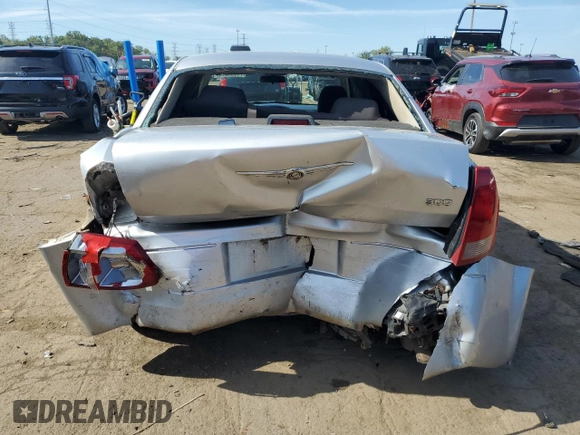 2005 Chrysler 300 with VIN 2C3JA43R15H171138, listed as a Copart auction lot 74354314 with 164,862 mi miles and Clean Title. Bid and sale history available at carsss.com. Image 6.