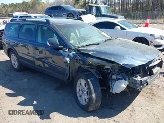 2007 Volvo XC70 with VIN YV4SZ592671256063, listed as a IAAI auction lot 41875616 with 1 mi miles. Bid and sale history available at carsss.com. Image 1.