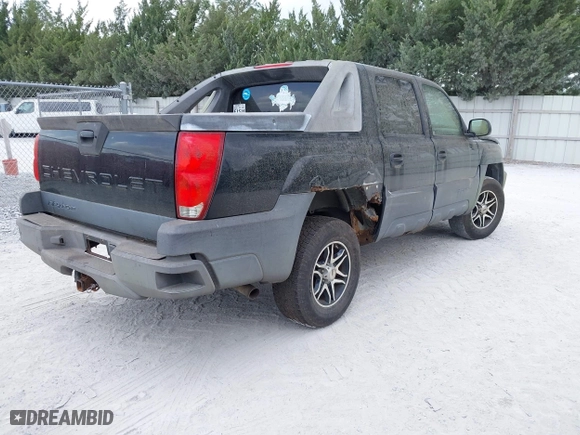2006 Chevrolet Avalanche Z71 with VIN 3GNEK12Z36G127791, listed as a IAAI auction lot 42067352 with 195,245 mi miles. Bid and sale history available at carsss.com. Image 4.