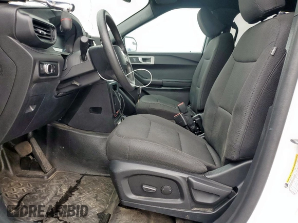2023 Ford Police Interceptor Utility z VIN 1FM5K8AB9PGA05533, wystawiony jako Copart lot #54873695 z przebiegiem 41 284 mil mil oraz Szkody całkowita. Historia ofert i sprzedaży dostępna na DreamBid. Obrazek 7.