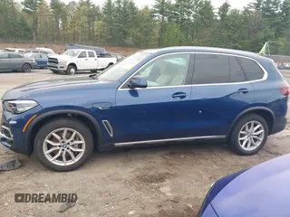 2022 BMW X5 xDrive45e with VIN 5UXTA6C06N9M08044, listed as a IAAI auction lot 42178453 with Not provided miles and . Bid and sale history available at DreamBid. Image 14.