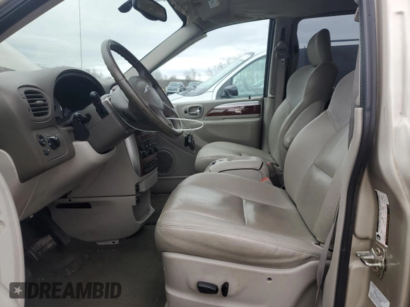 2005 Chrysler Town & Country Limited with VIN 2C8GP64L85R187212, listed as a Copart auction lot 53279095 with 112,233 mi miles and Salvage Title. Bid and sale history available at carsss.com. Image 7.