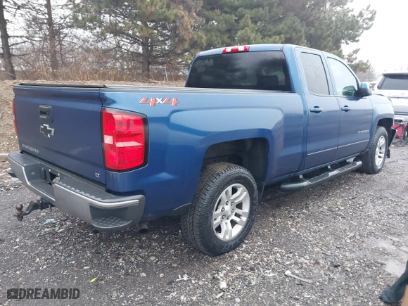 2018 Chevrolet Silverado 1500 LT with VIN 1GCVKREC0JZ196347, listed as a IAAI auction lot 41476944 with 65,679 mi miles. Bid and sale history available at carsss.com. Image 4.