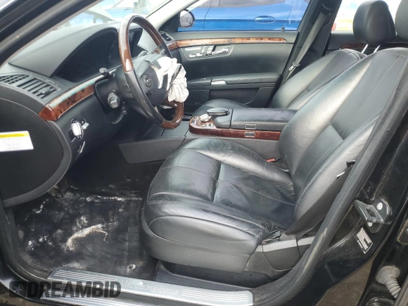 2007 Mercedes-Benz S 550 z VIN WDDNG71X37A062279, wystawiony jako Copart lot #53285205 z przebiegiem Nie podano mil oraz Szkoda całkowita • Salvage title. Historia ofert i sprzedaży dostępna na DreamBid. Obrazek 7.