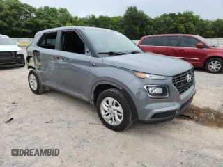 2022 Hyundai Venue SE with VIN KMHRB8A30NU141607, listed as a Copart auction lot 63023035 with 59,676 mi miles and Salvage title. Bid and sale history available at DreamBid. Image 4.