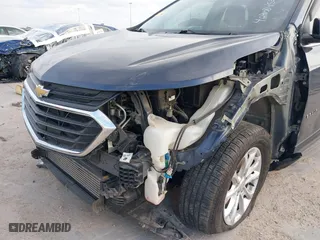 2019 Chevrolet Equinox LT with VIN 3GNAXUEV4KS515873, listed as a IAAI auction lot 40908452 with 114,803 mi miles. Bid and sale history available at carsss.com. Image 6.