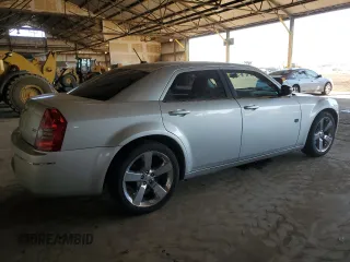 2008 Chrysler 300 Touring with VIN 2C3KA53G08H329529, listed as a Copart auction lot 71987844 with 178,929 mi miles and Salvage Title. Bid and sale history available at carsss.com. Image 3.