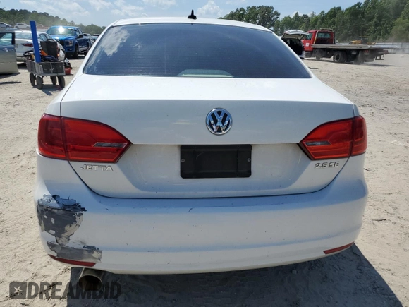 2011 Volkswagen Jetta SE with VIN 3VWDZ7AJ0BM052023, listed as a Copart auction lot 59148675 with 132,303 mi miles and Salvage title. Bid and sale history available at DreamBid. Image 6.