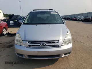 2008 Kia Sedona with VIN KNDMB133186266403, listed as a Copart auction lot 64000144 with 147,147 mi miles and Salvage Title. Bid and sale history available at carsss.com. Image 5.